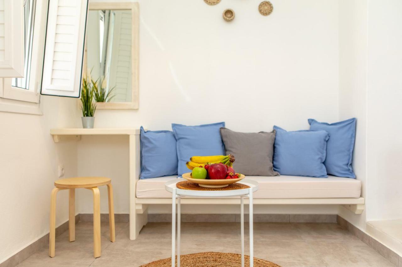 Thea Suites Naxos Agios Prokopios  Exterior photo